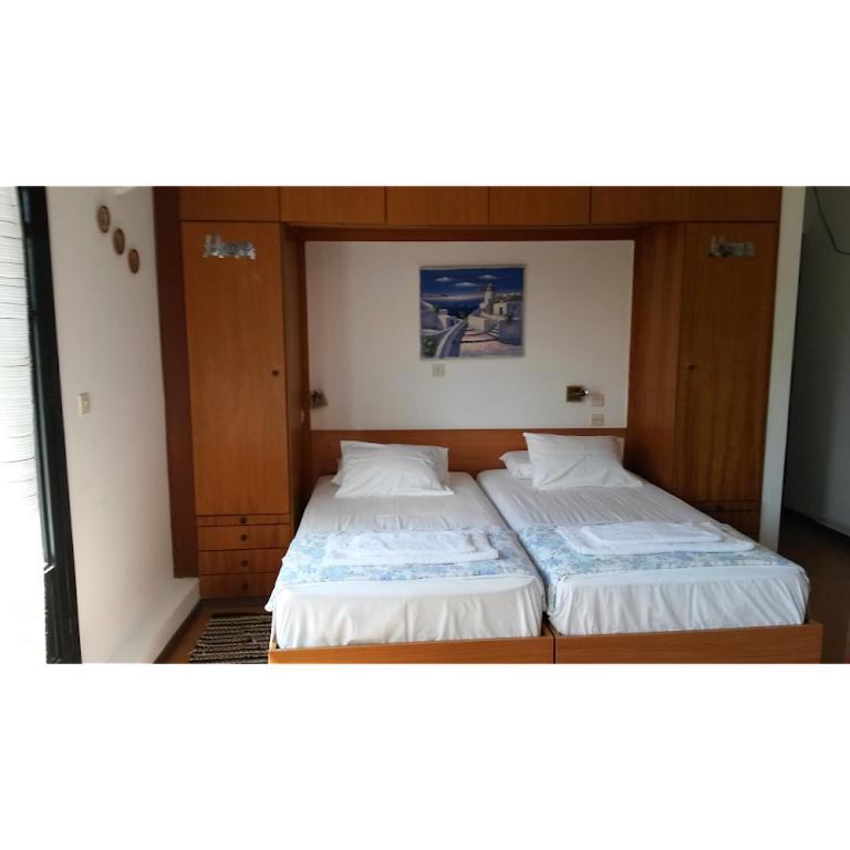 Kostas Studios Apartments - Ενοικιαζόμενα Δωμάτια Με Κουζινάκι Myrina Eksteriør bilde