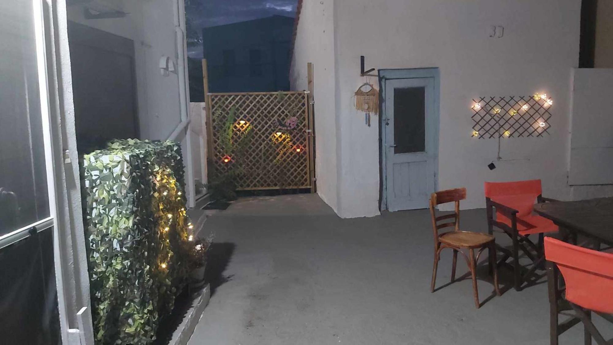 Kostas Studios Apartments - Ενοικιαζόμενα Δωμάτια Με Κουζινάκι Myrina Eksteriør bilde