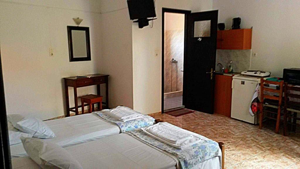 Kostas Studios Apartments - Ενοικιαζόμενα Δωμάτια Με Κουζινάκι Myrina Eksteriør bilde