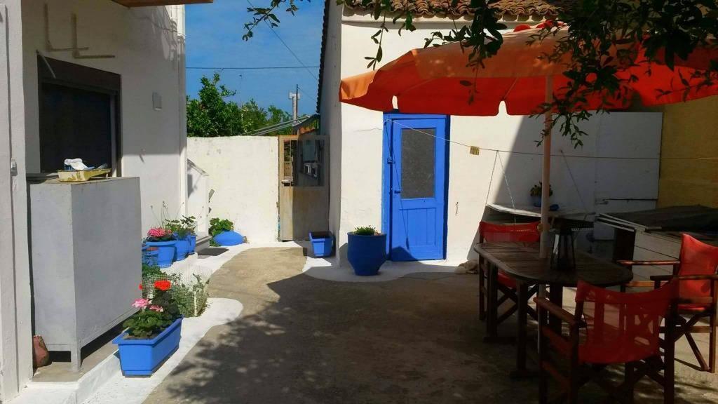 Kostas Studios Apartments - Ενοικιαζόμενα Δωμάτια Με Κουζινάκι Myrina Eksteriør bilde